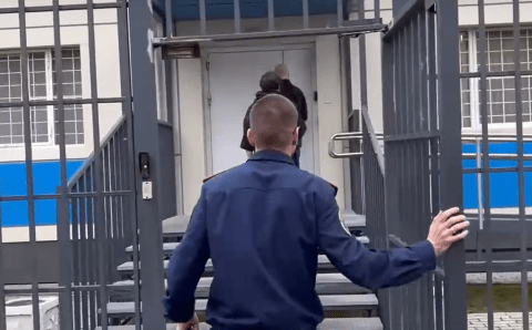 В Ленобласти прошли обыски и задержания в четырех отделах полиции