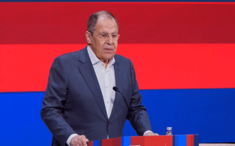 «Толку мало»: Лавров раскрыл детали разговора Путина и Макрона