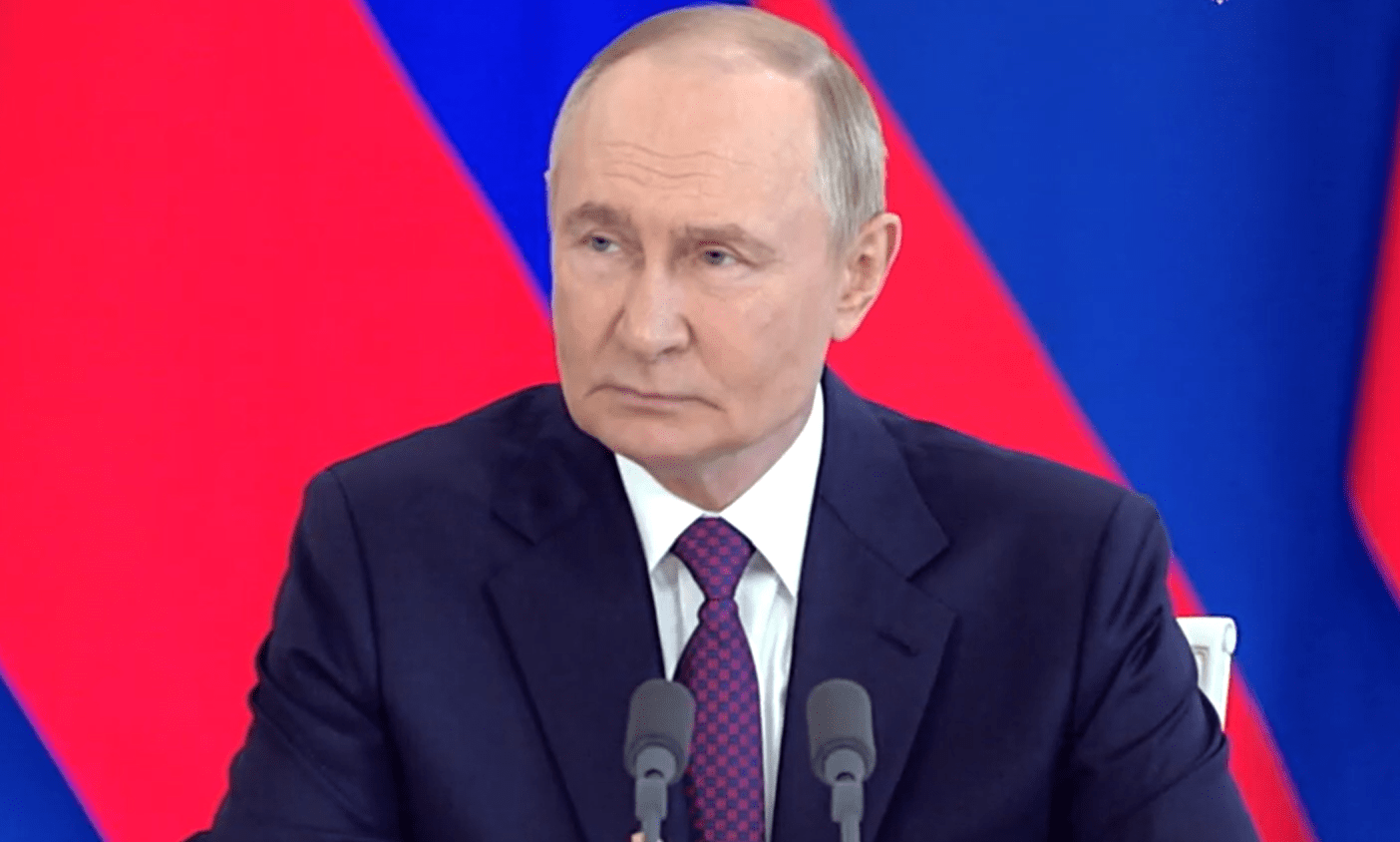 «Конструктивный и полезный разговор». Ушаков про встречу Путина и Уиткоффа