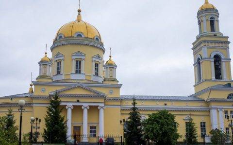 Свердловские депутаты разрешили священникам РПЦ шуметь по ночам