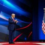 Трамп считает, что «ходячая катастрофа» Илон Маск «слетел с катушек»