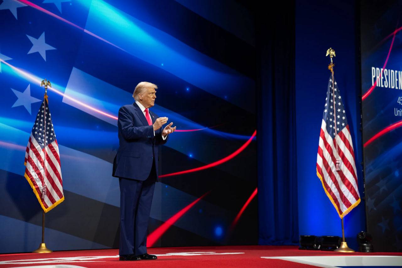 Трамп считает, что «ходячая катастрофа» Илон Маск «слетел с катушек»