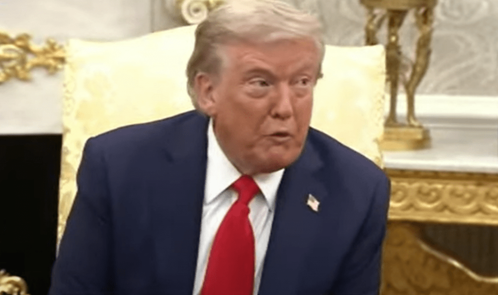 Трамп заявил после встречи с Путиным, что есть шанс на результат