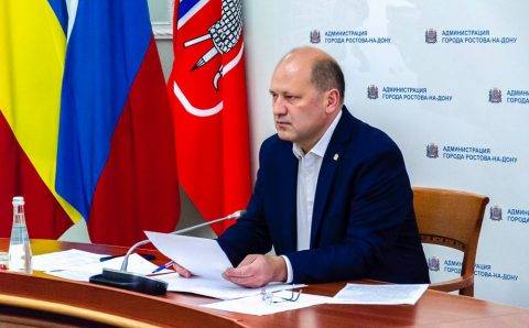 Режим ЧС ввели в Ростове после ночной атаки дронов, повреждены минимум 11 домов