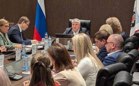 Новгородские власти планируют трудоустроить 40% выпускников кадровых программ