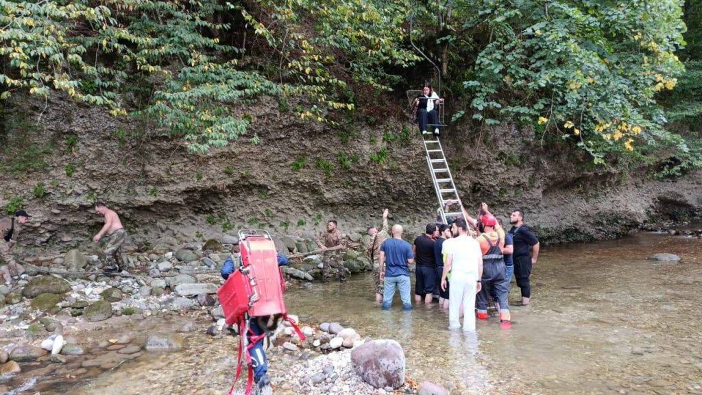 После обрыва канатки в Нальчике пострадали пять человек
