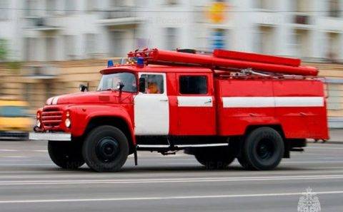 Пожарный пострадал, когда тушили атакованный объект ТЭК под Брянском