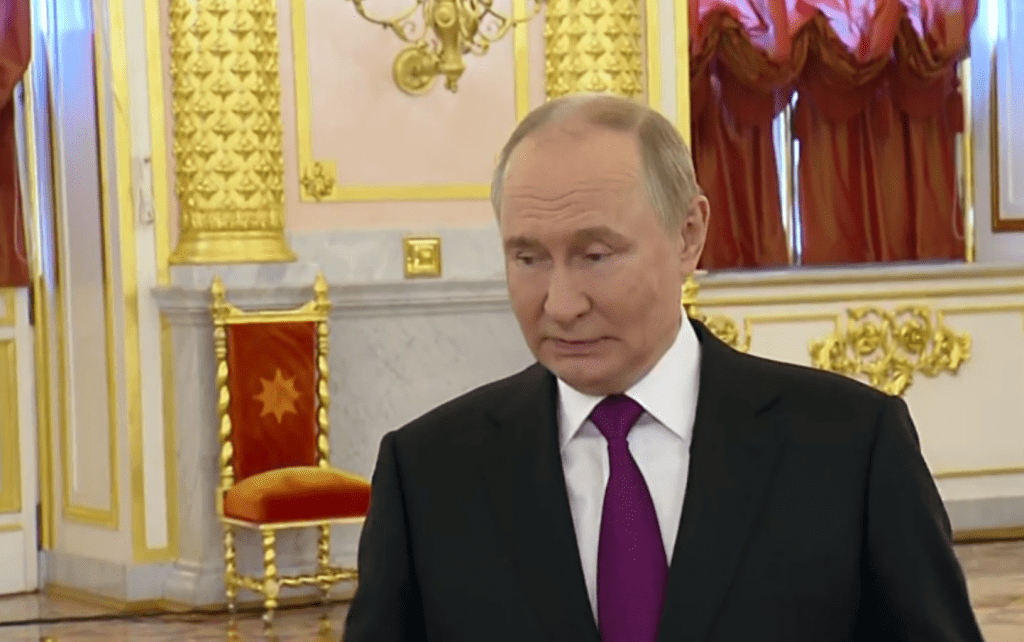 Путин допустил, что встретится с Трампом в Объединенных Арабских Эмиратах
