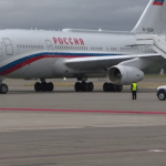 Самолёт Путина сел на Аляске