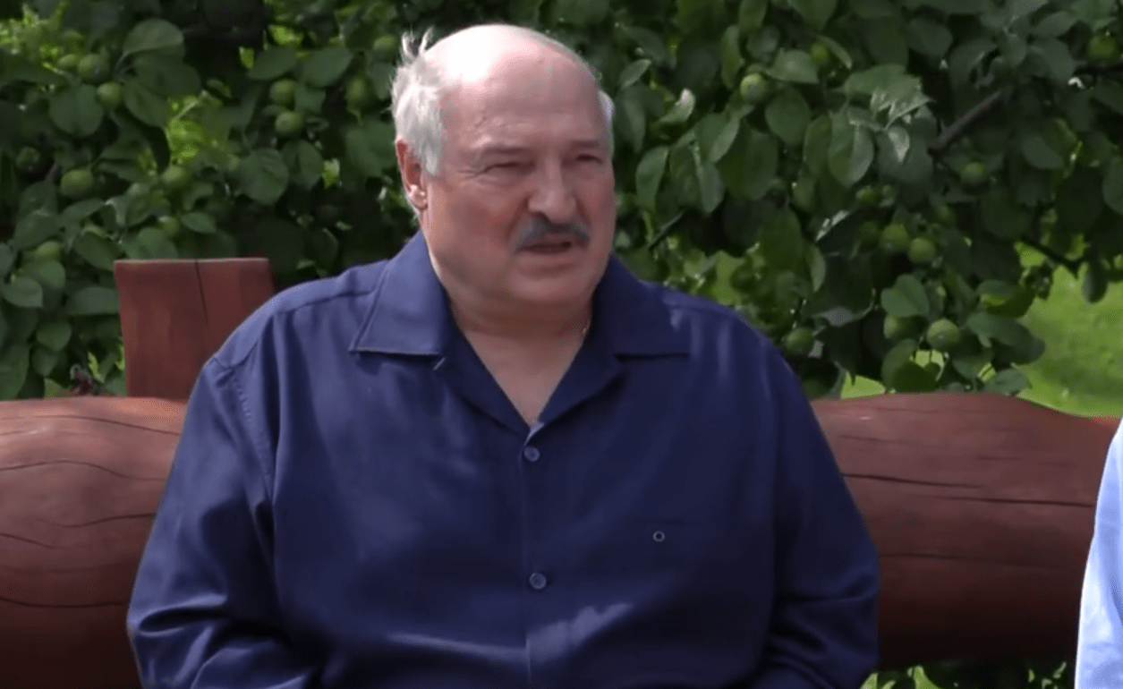 Лукашенко предложил «воздушное перемирие» после атаки дрона на Минск