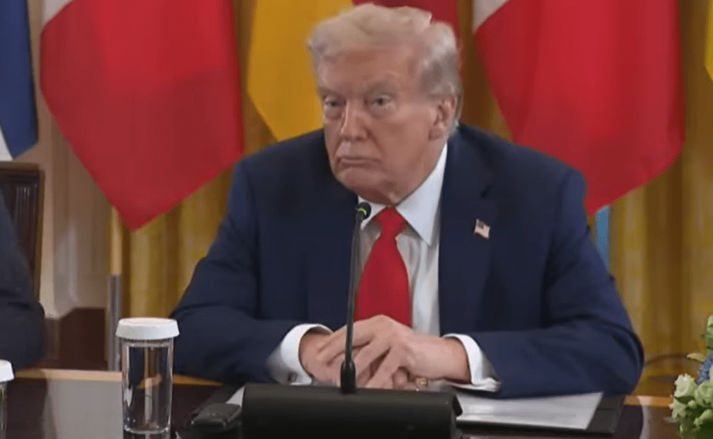 Трамп уточнил, какую «серьёзную защиту» получит Украина