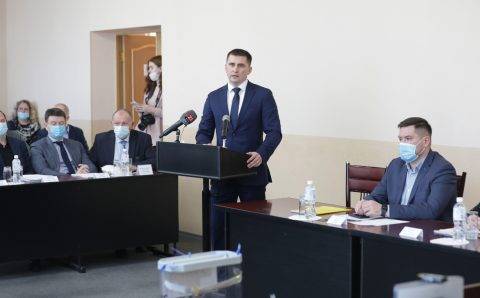 Мэр Биробиджана Семёнов объявил об отставке