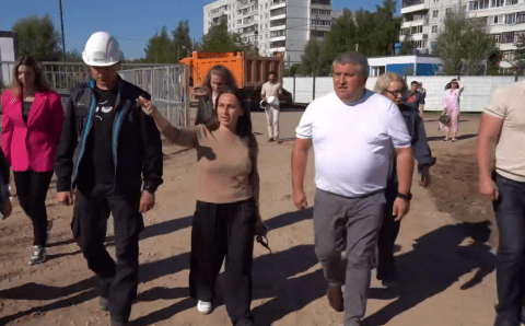 Дронов дал поручение ускорить стройку гимнастического центра в Великом Новгороде