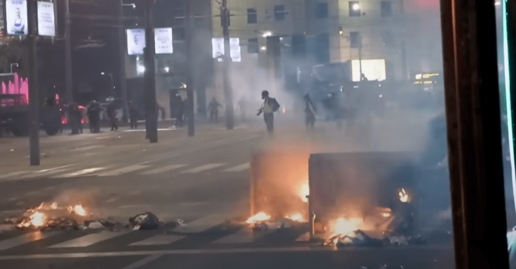 Евросоюз готовит «сербский майдан» с участием молодежи, но сценарий дает сбой