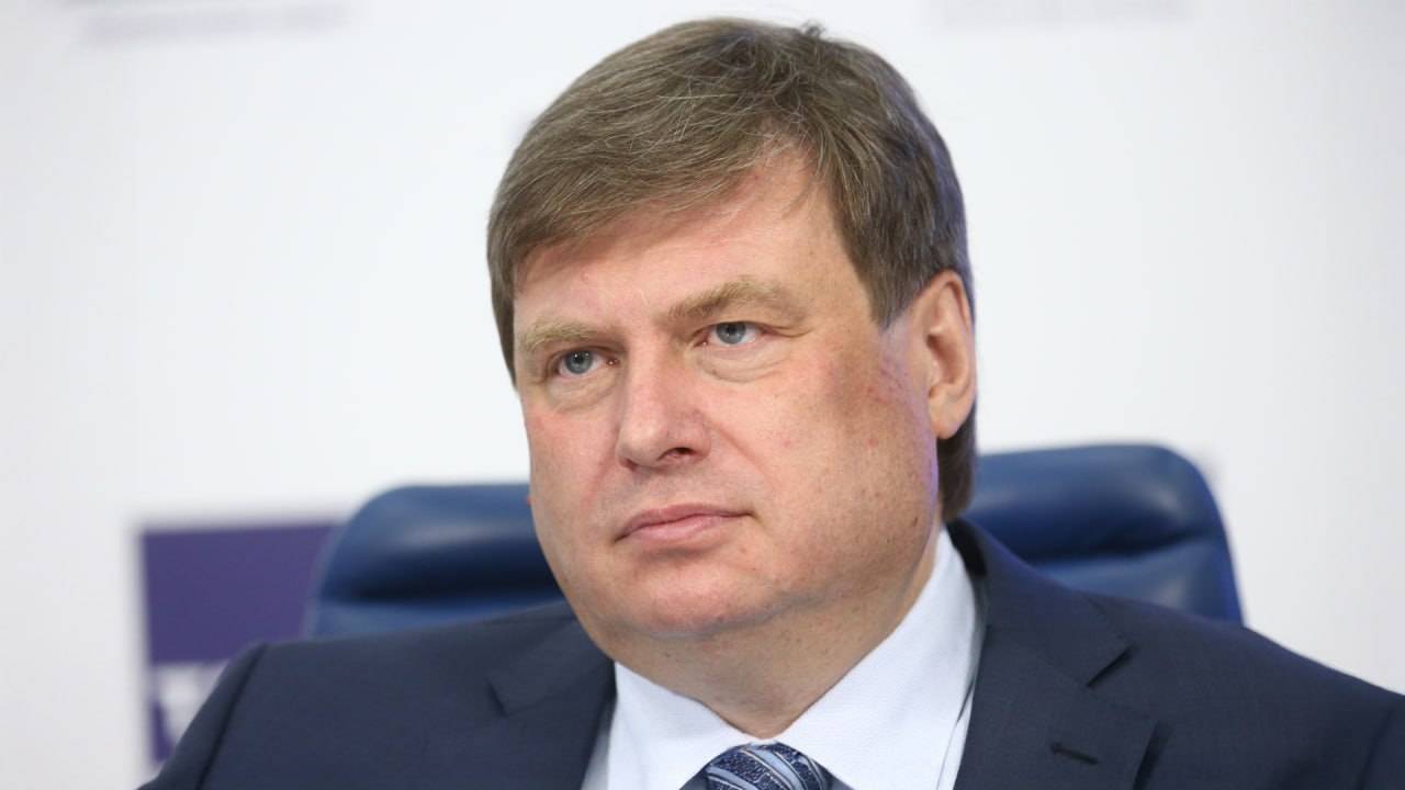 Мишустин переназначил руководителя главного авиационного НИЦ страны