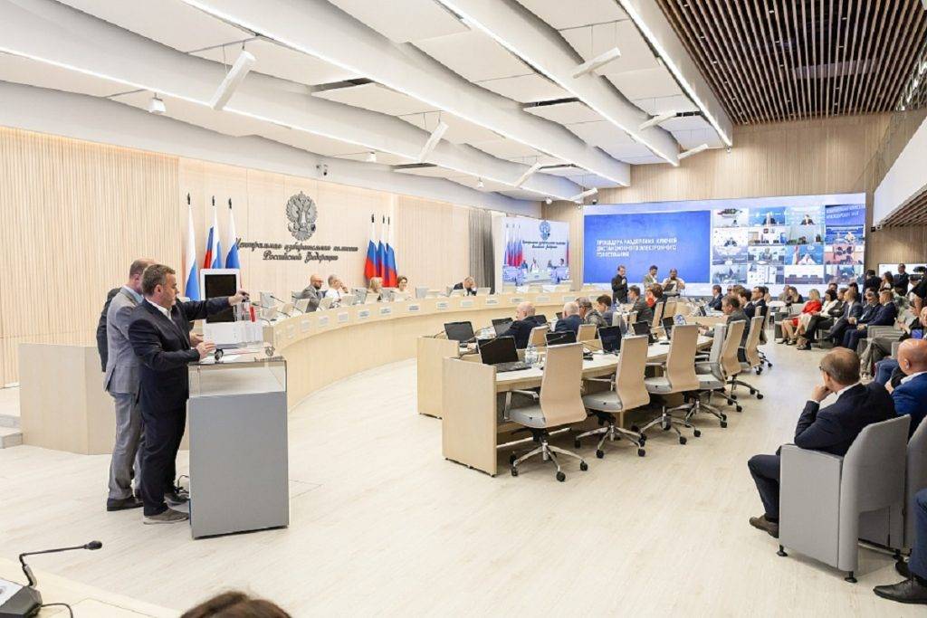 На выборах-2025 уже проголосовали более 10 миллионов россиян, 1,3 — онлайн