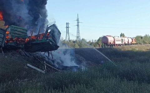 Пожар на месте ЧП состава с ГСМ локализован, сообщение с Минском восстановлено