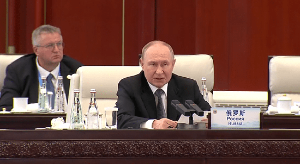 Путин на заседании ШОС указал на истоки украинского кризиса