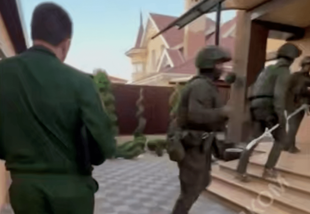 Экс-начальника Росгвардии Бусыгина арестовали по делу о взятке