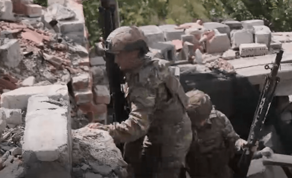 ВСУ за сутки потеряли 1325 бойцов в 152 районах