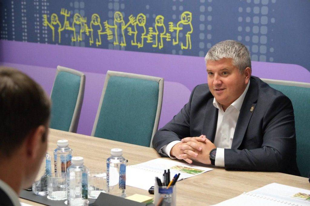 Жалоба Дронову открыла новгородским школьникам дорогу в новый спортзал