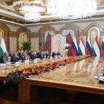 Путин и Рахмон подписали миграционное соглашение и еще 15 документов