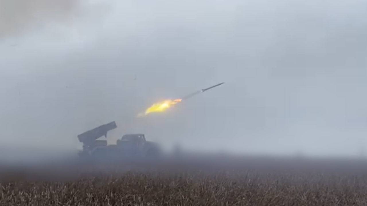 Российские военные нанесли удары по объектам энергетики и цеху десантных катеров ВСУ