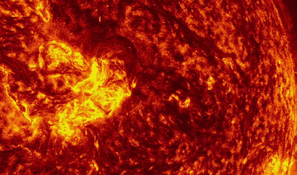 В РАН сообщили о мощной вспышке на Солнце