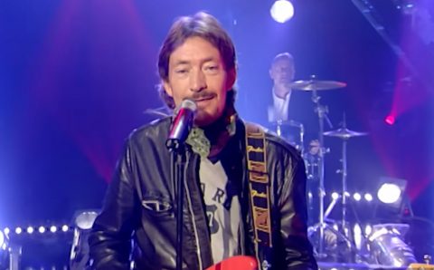 Умер Крис Ри, автор хита «Driving Home for Christmas» 