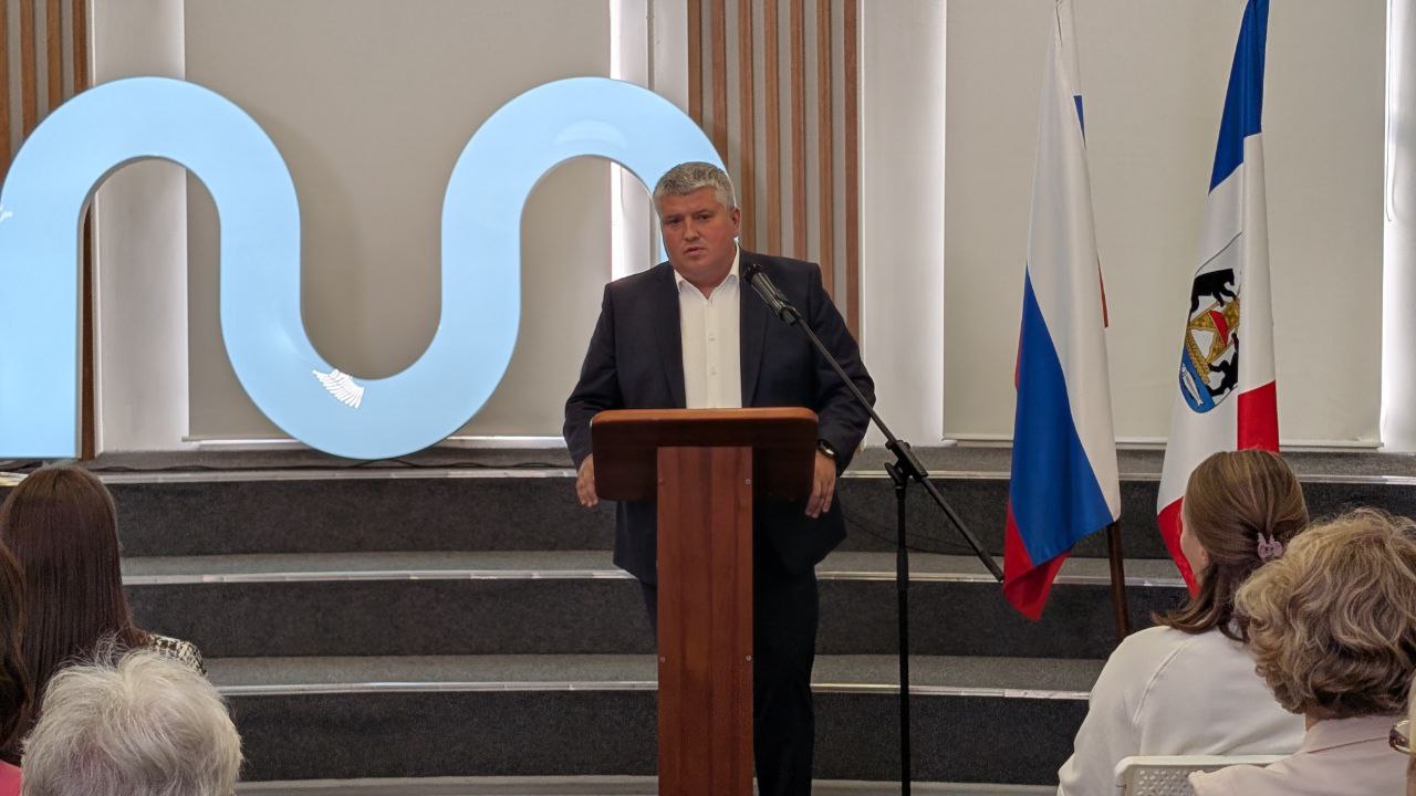 Новгородский губернатор Дронов напомнил о приеме заявок на президентские гранты