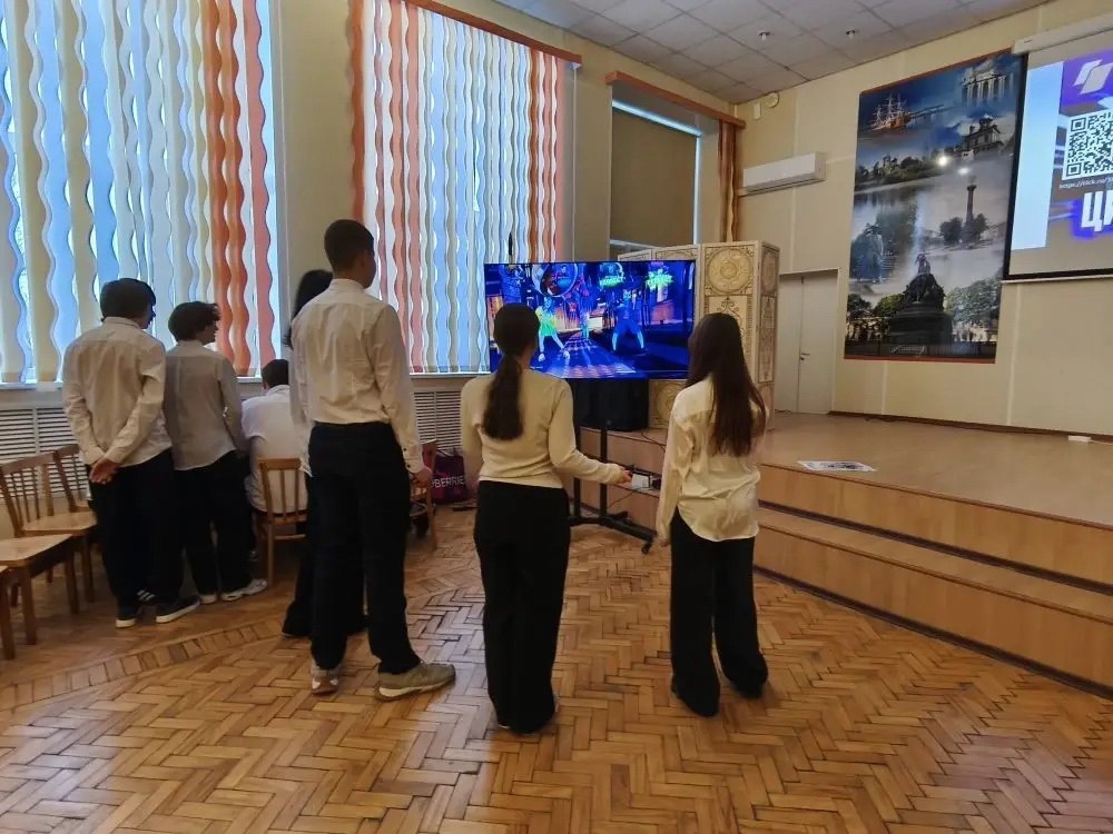 Получивший президентский грант «Цифровой рубеж» начал работу в Новгороде