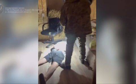 В Киришском районе Ленобласти накрыли лабораторию «запрещенки»