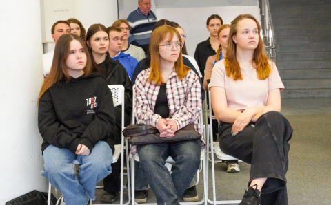 В Новгородской области набирают волонтёров для голосования по благоустройству