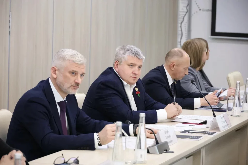 Новгородский губернатор Дронов рассказал о мерах поддержки бизнесменам региона