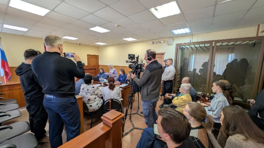 Как в истории с опекой над ребенком комментаторы забыли про самого ребенка