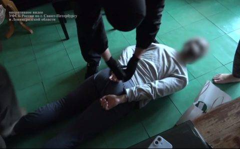 В Петербурге задержали молодого человека за перевод денег ВСУ