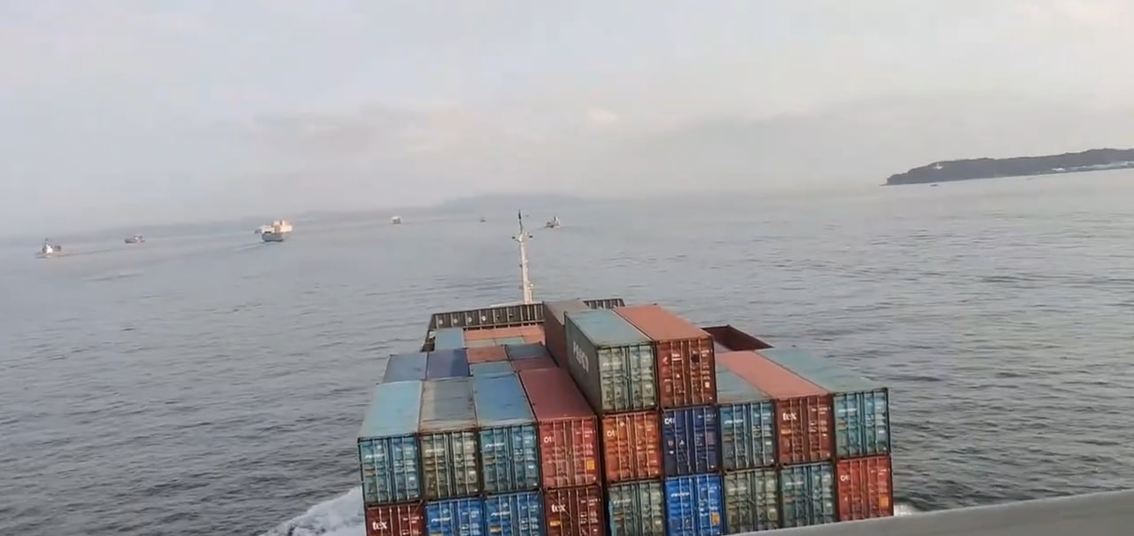 Морские дроны ВСУ потопили контейнеровоз «Росатома» в Чёрном море