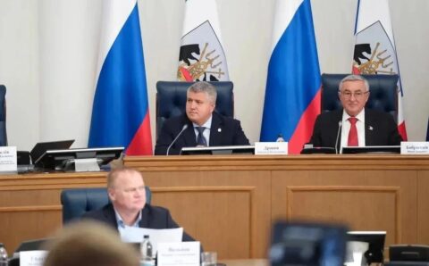 Дронов поставил перед новым созывом Думы задачу принять трехлетний бюджет