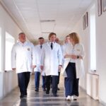 Дронов анонсировал реконструкцию зимнего сада в новгородской детской больнице
