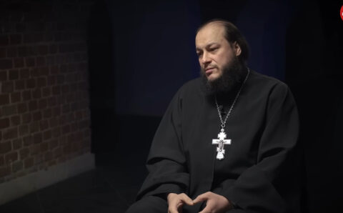 Рассказы о порче в подкасте «Фомы»: где вера становится суеверием