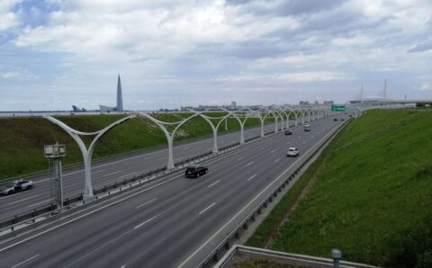 В Петербурге перекрыли центральный участок ЗСД после ночной атаки беспилотников